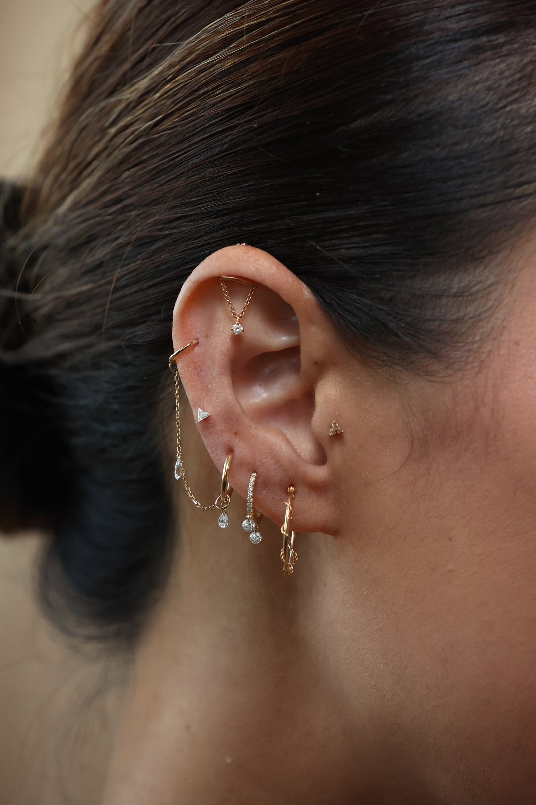 Paved Diamond Floating Paved Hoops