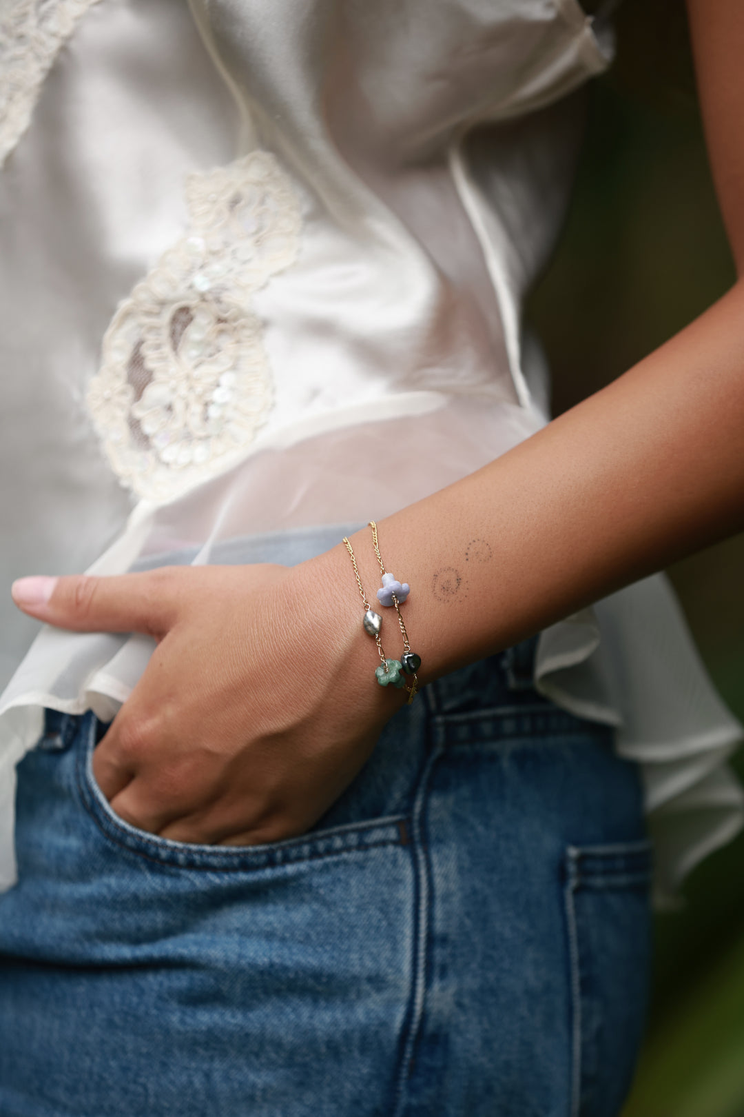 Pua Jade Keshi Bracelet (Puakenikeni)