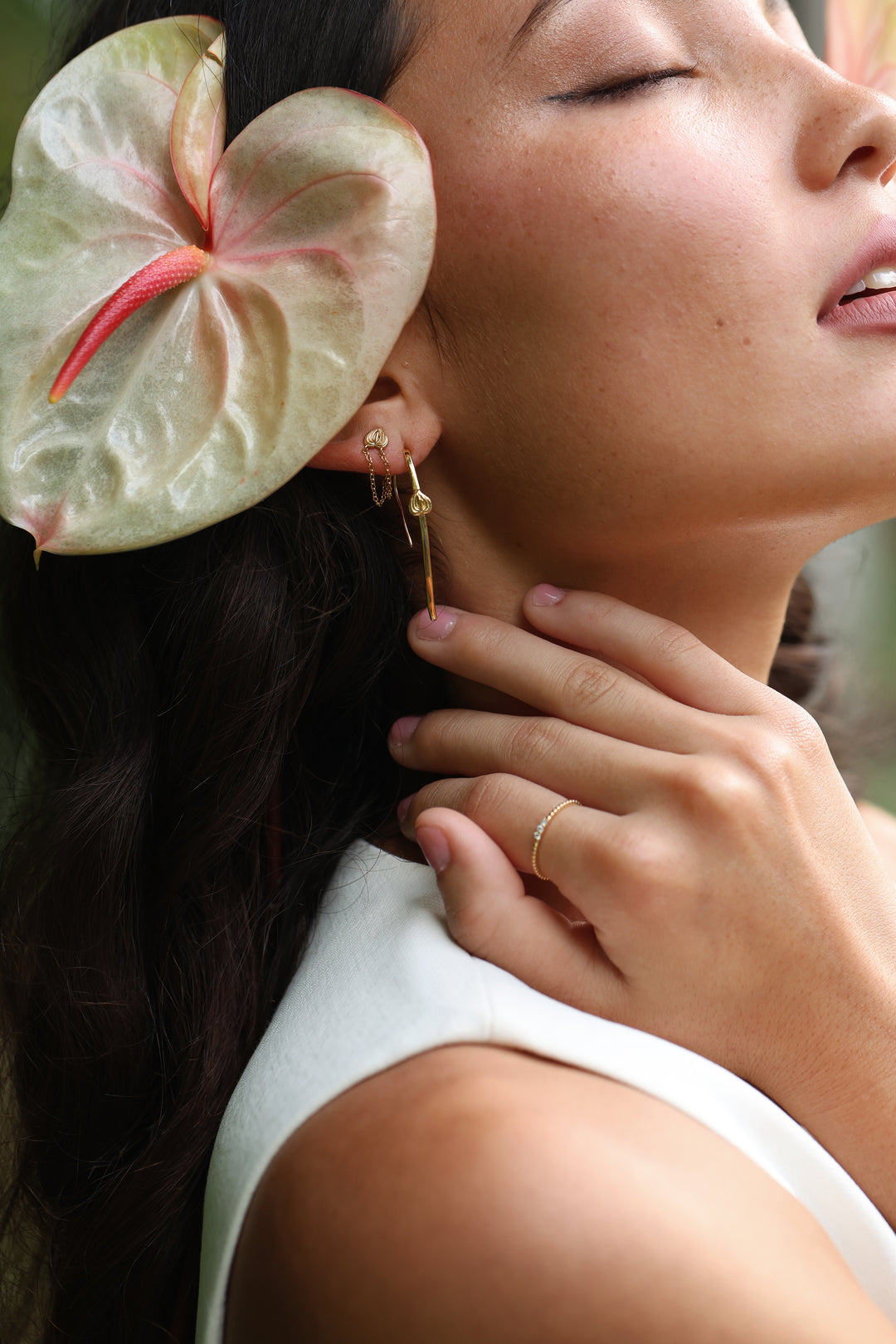 Anthurium Chain Studs