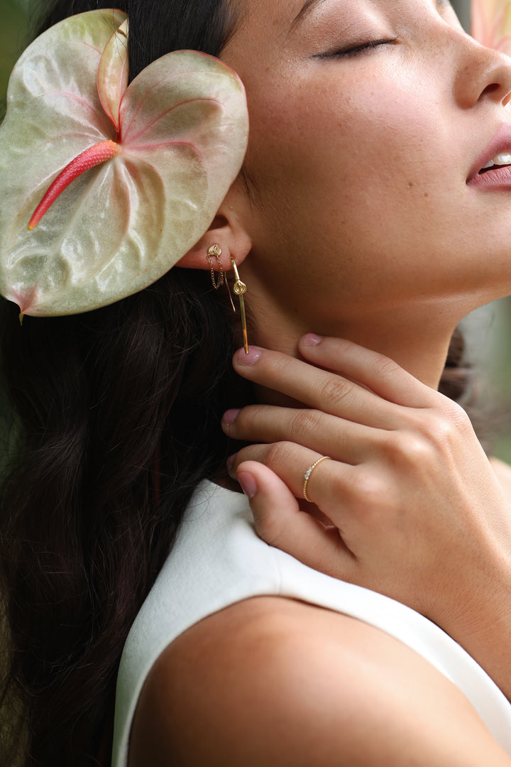 Anthurium Chain Studs
